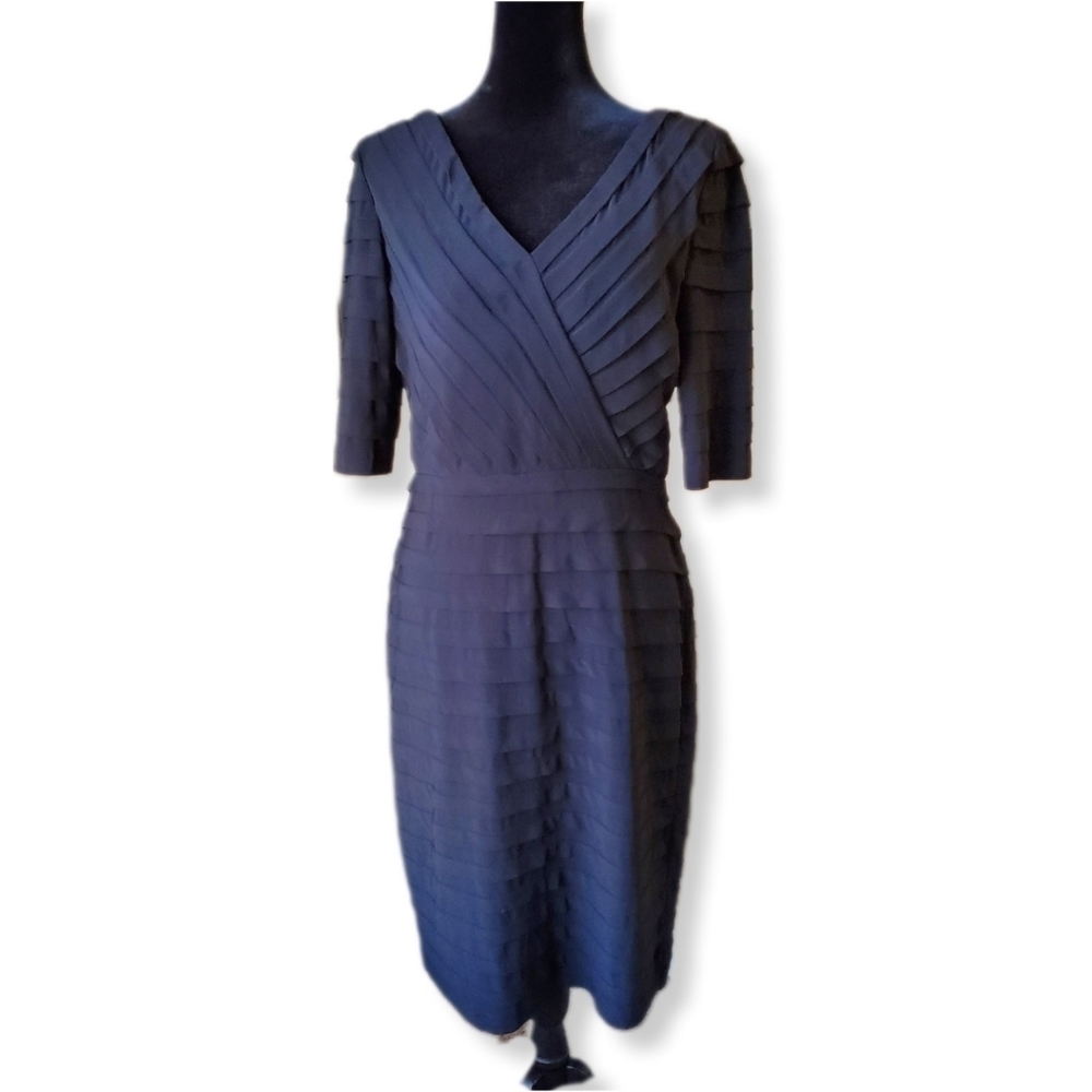 Adrianna Papell Black Shutter Pleat Cocktail Dress Sz 10